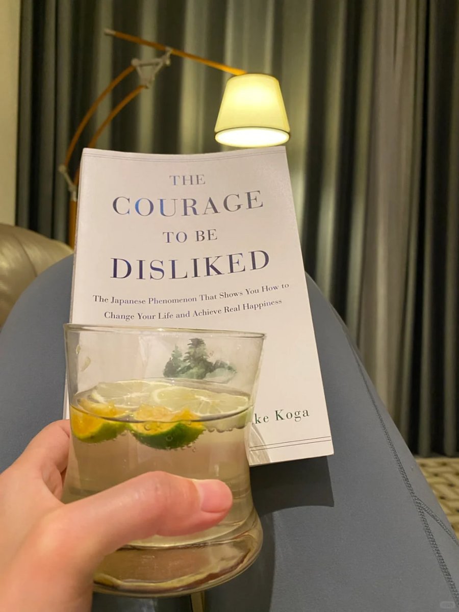 johnxtren's tweet image. Sat night @ home