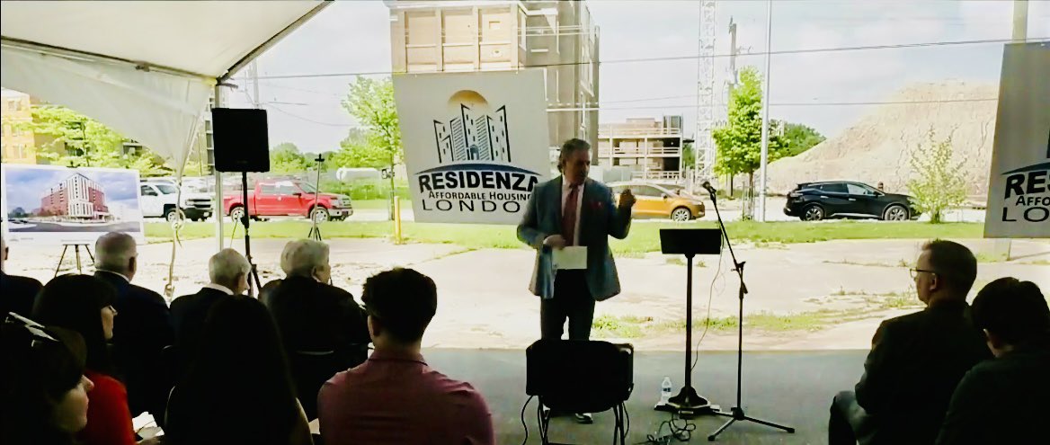 pfragiskatos's tweet image. London’s Italian community has always found ways to give back. This week I joined supporters of Residenza Affordable Housing London to celebrate their latest work: Residenza Victoria. This will mean close to 200 units of market and non-market housing at 88 Colborne St. #ldnont