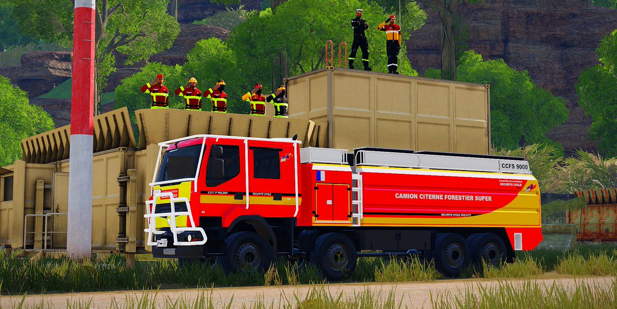 La Sécurité Civile est intervenue, aux côtés des sapeurs-pompiers du sdis A4L, le 13/05/2024 pour un feu de forêt sur le mont tiki taka sur le flanc sud de l'ile avec des moyens importants 2 CCFM, 1 CCFS, 2 VLCG ainsi qu'un pélican. le feu a pu être maitrisé assez rapidement.