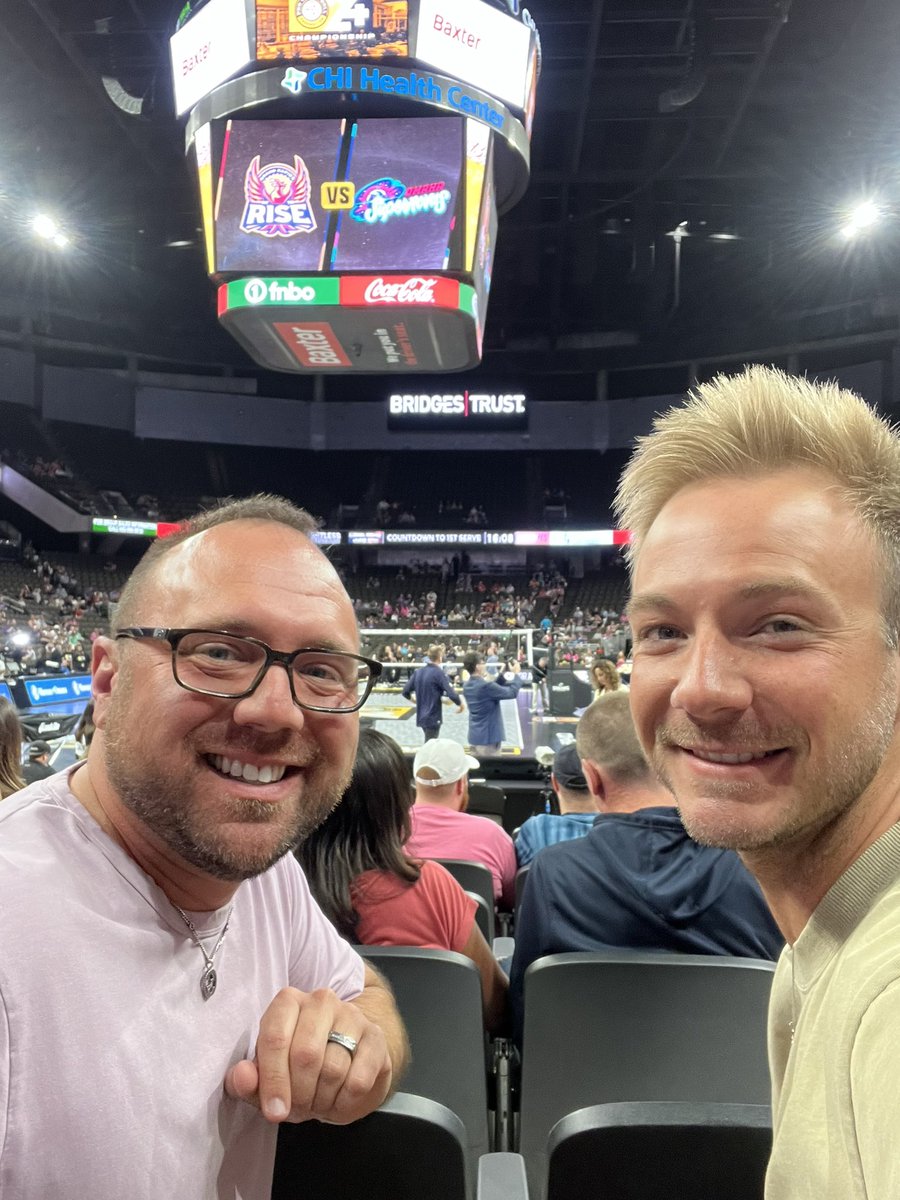 tonetone_36's tweet image. Supernovas competing for the title!
#MatchForAMillion #OmahaSupernovas