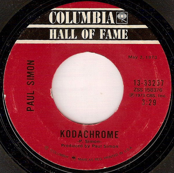 #AlmanaccoRock by @FabioLisci
#otd #19maggio
Il 19 maggio 1973 Paul Simon pubblica il singolo 'Kodachrome' che prende il nome dalla pellicola Kodak 35mm Kodachrome. Era il singolo principale del suo terzo album in studio 'There Goes Rhymin' Simon'