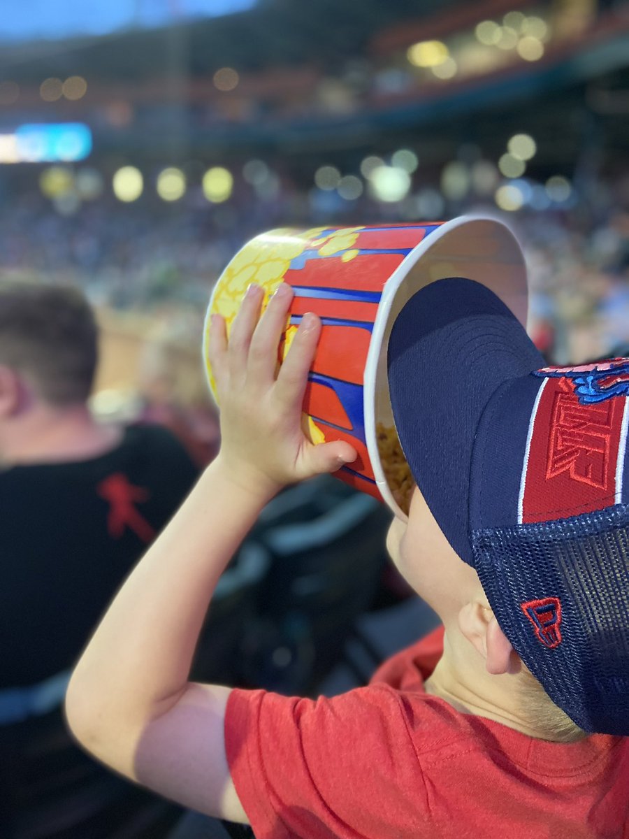 Fun night at the ball park ⚾️🦐

Great game @JaxShrimp !!! 

#CrustaceanNation #BaseballSeason #JacksonvilleJumboShrimp