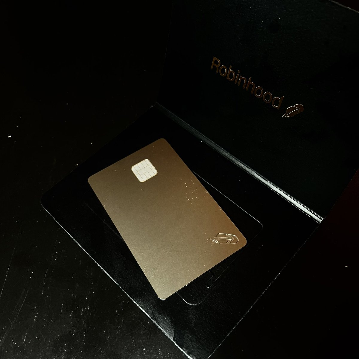 MY ROBINHOOD GOLD CARD HAS ARRIVED!

UNLIMITED 3% CASH BACK 

$HOOD LETS GO!!!! 

My annual expense spend is around $35k landing me $1,050 in cash back. Is this considered passive income? 😂
