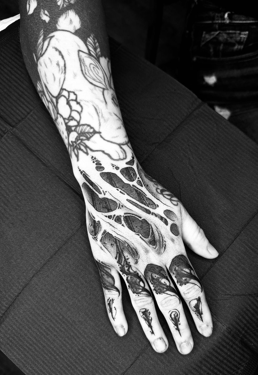 rabbitprince666's tweet photo. So fucking cool https://t.co/NineAIqKuK