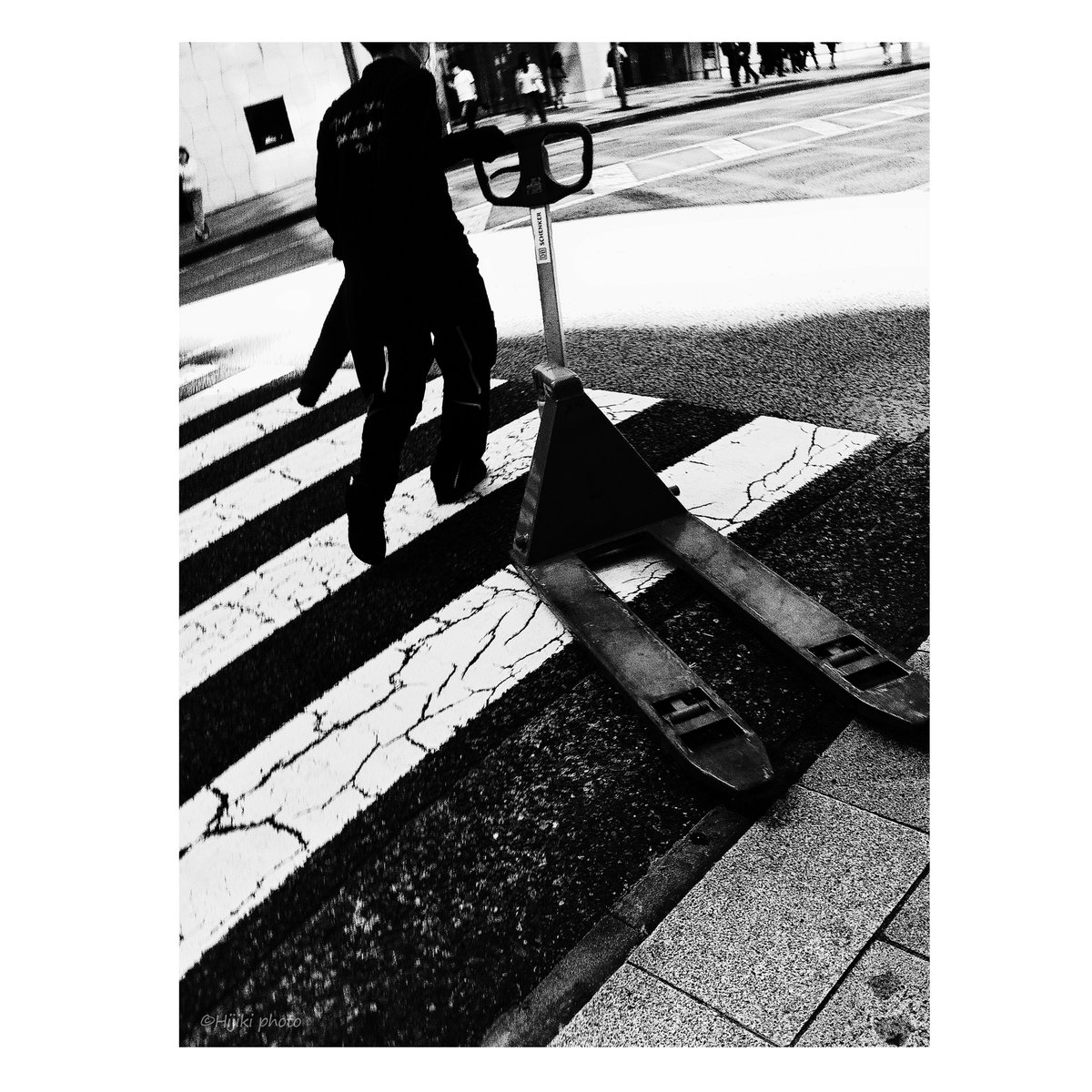 現場の人々            

#ストリートスナップ #東京 #率直で遠慮のない写真 #Tokyo #Japan #candid #snapshot #BlackandWhite #bnwphotography #bnw #streetshots #monochrome #streetphotography #blackandwhitephotography