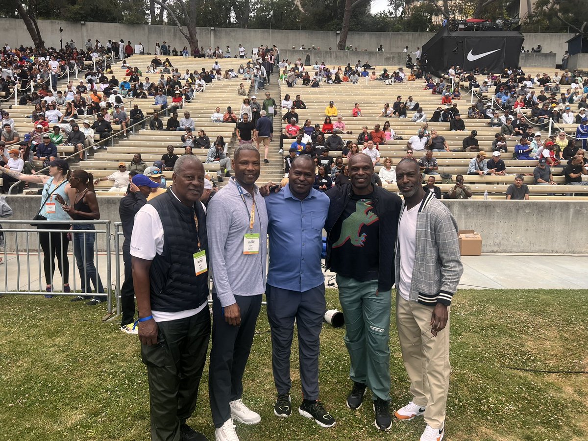 400 royalty right here! I can’t even count the number of 43’s and Olympic medals here. Fierce
rivals throughout the late 80’s and early 90’s but always respect! Watts, Everett, Lewis, and their coach John Smith who coached each of them against me.