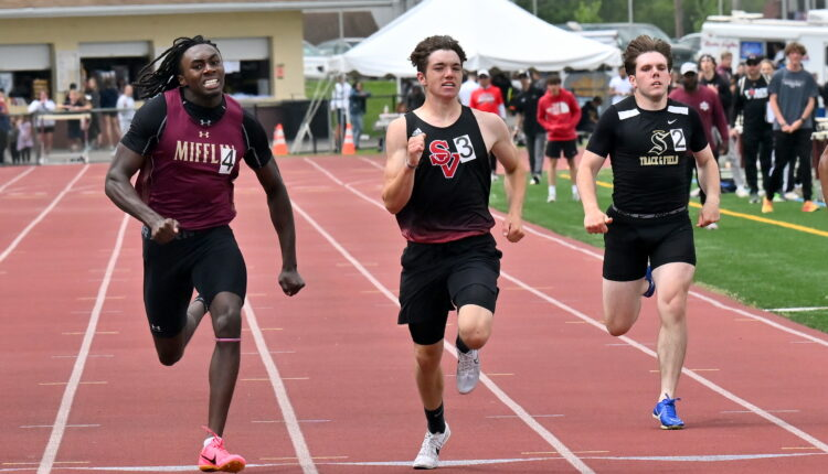 Confident Panther John Kowalski fronts Berks’ medal rampage with two fast firsts mikedragosports.com/confident-pant… @JuliePCohen #mikedragosports