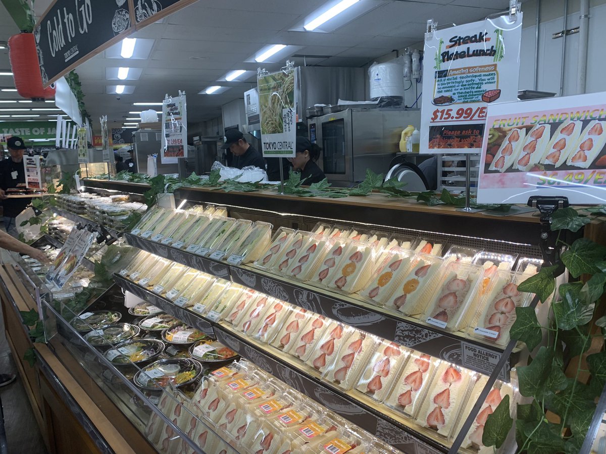 Checked out the new Tokyo Central market in Kailua.