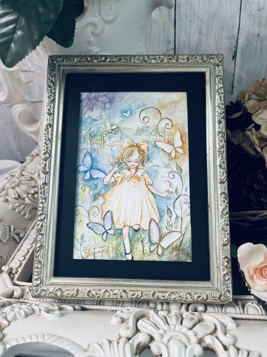 _towaru_'s tweet photo. 5月の森へ。。。

#水彩
#イラスト
#森
#少女
#幻想
#小さな絵 https://t.co/qKU7WRO0xq