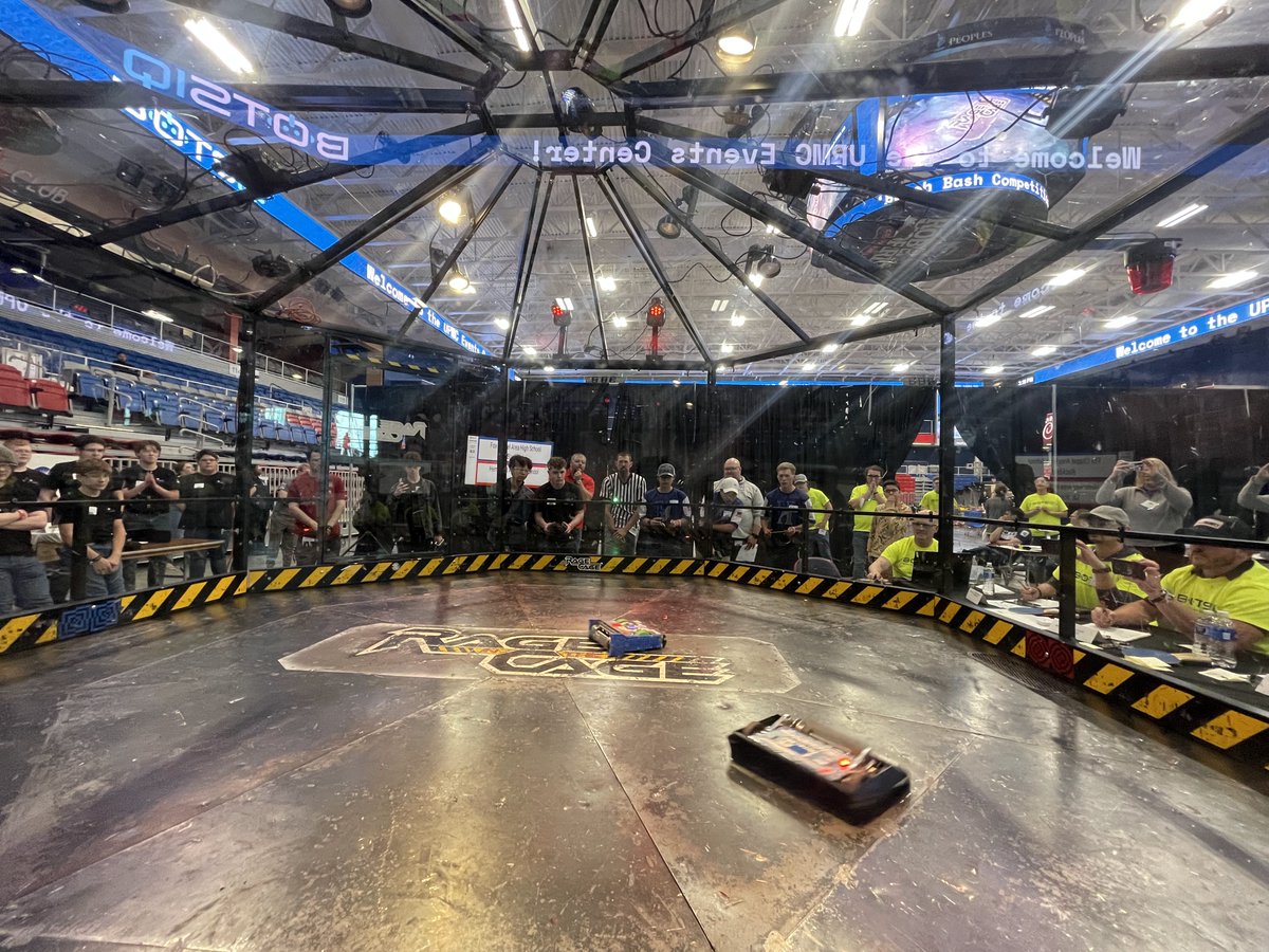 #BotsIQ 'Burgh Bash 2024 is officially over. Thank you to everyone who joined us, or supported us, and made this competition such a success. Your 2024 15lb combat robotics champion is Fox Chapel Area High School, with their bot Blackbird. Congratulations!