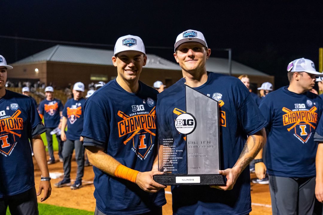 Logan Vols Baseball (@loganvolsbsbl) on Twitter photo A couple of former #Vols are now <a href="/B1Gbaseball/">Big Ten Baseball</a> Champs!!! <a href="/VytasValincius/">Vytas Valincius</a> <a href="/J_Schroeder12/">Jacob Schroeder</a>
#NextLevelVols #D1Vols A couple of former #Vols are now <a href="/B1Gbaseball/">Big Ten Baseball</a> Champs!!! <a href="/VytasValincius/">Vytas Valincius</a> <a href="/J_Schroeder12/">Jacob Schroeder</a>
#NextLevelVols #D1Vols