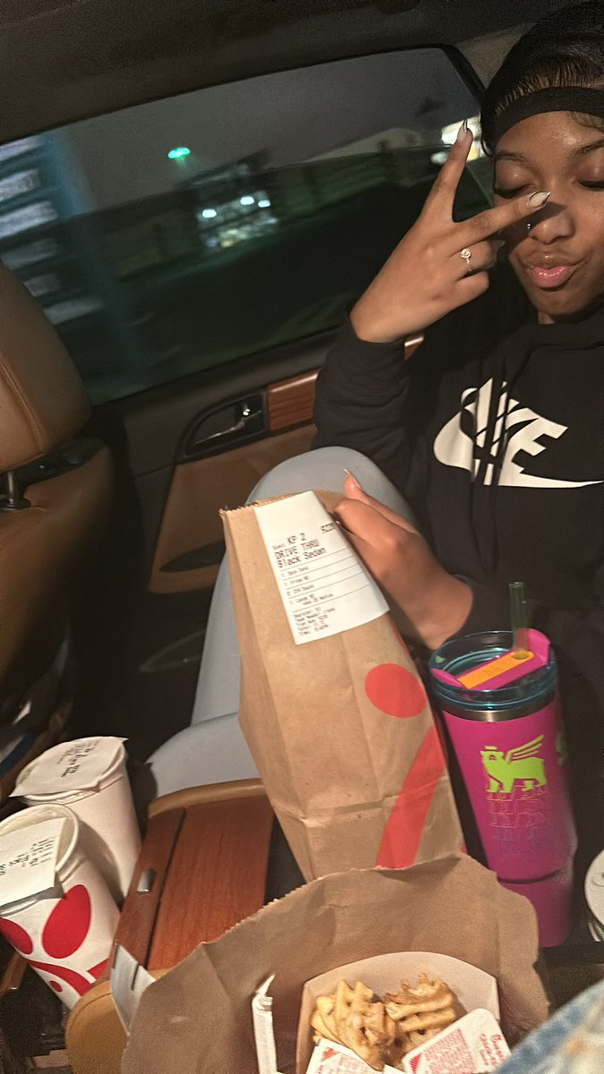 missaprilaries's tweet image. #webackatitagain #cfasponserusatp