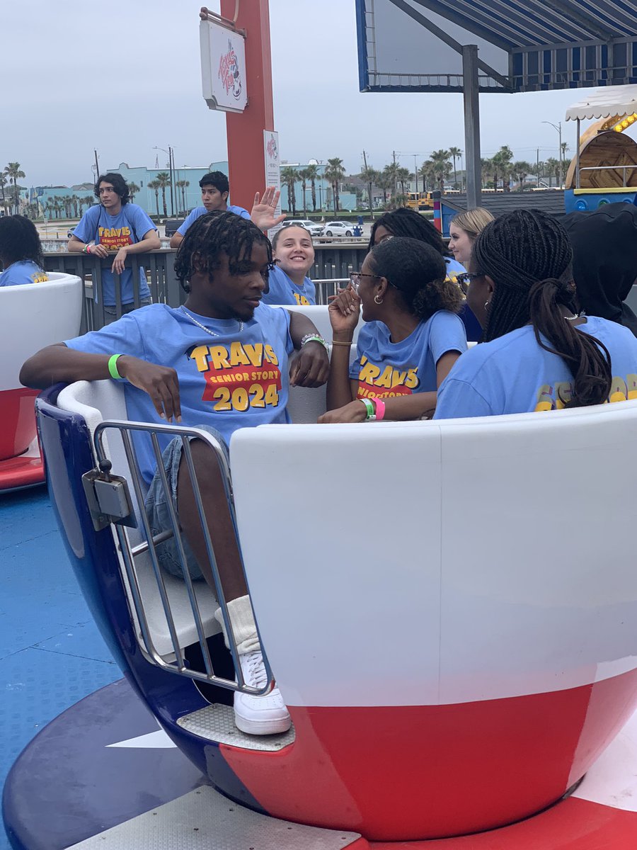 We had the BEST time at Pleasure Pier! Road rides all day, hardly any lines and time together all day long! Best way to end senior year! @THS_Tigers