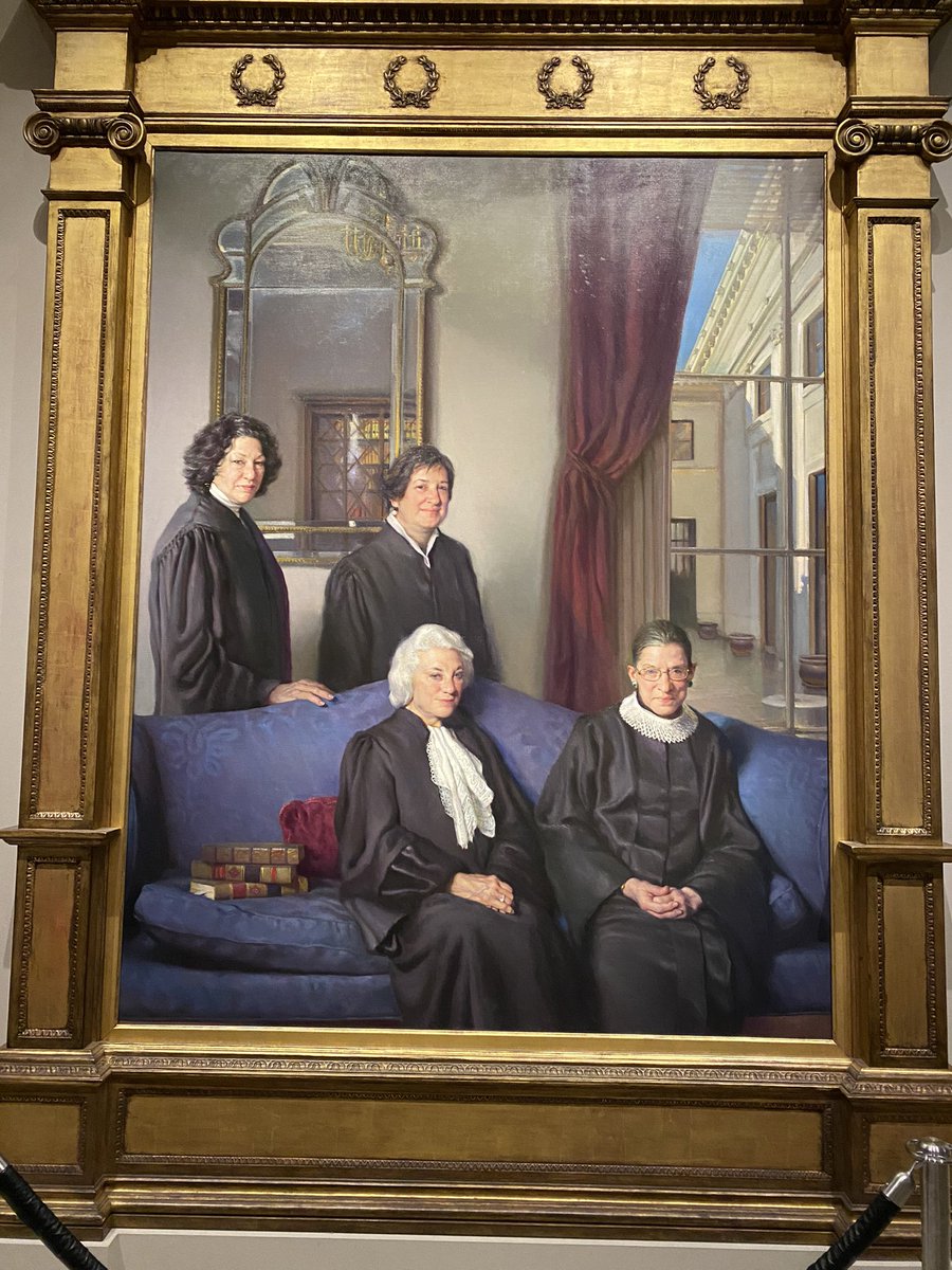 AlinaAllenMD's tweet photo. Medicine is art and science right? Topping off #DDW2024 science with @smithsonian art. Top 3 that spoke to me: The girl I left behind (and me 😊), Alma Thomas’s Singing dahlias and of course… the 4 judges.
#livertwitter #chasingbeauty https://t.co/amOuNco3nY