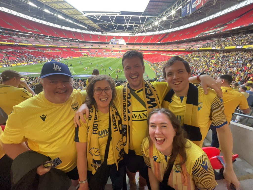 IsaacPullen's tweet photo. What a fucking day #OUFC https://t.co/MqvqASflTG