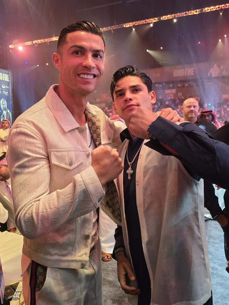 CR7 + RG8