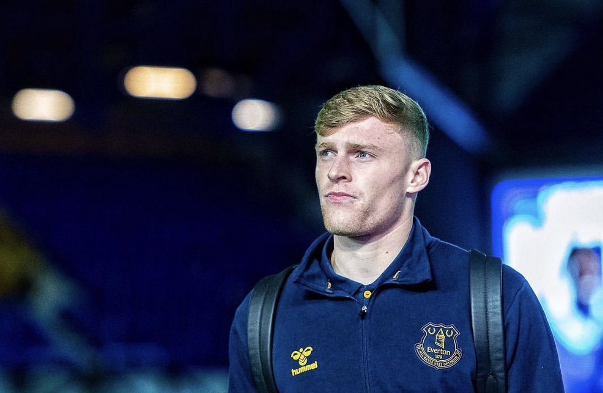 🚨 JUST IN: Everton are bracing themselves for opening offers for Jarrad Branthwaite over the coming days. Manchester United and Manchester City are willing to offer over £50m for the centre-back though Everton are expected to dig in their heels over their valuation. United may