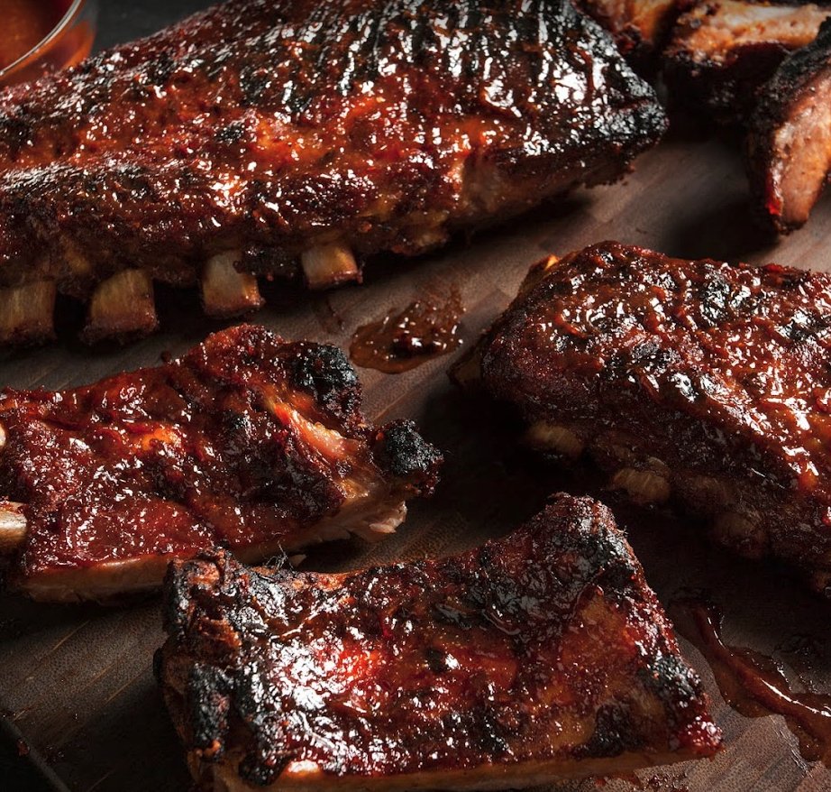 Raise a pint to Day 6 of #AmericanCraftBeerWeek! 🍻 A big shoutout to Bonfire Craft Kitchen and Tap House for expertly pairing their mouthwatering BBQ with our refreshing Scottsdale Blonde, Papago Orange Blossom, and Blueberry Wheat. 🍖🍻 Cheers to great brews and epic eats!