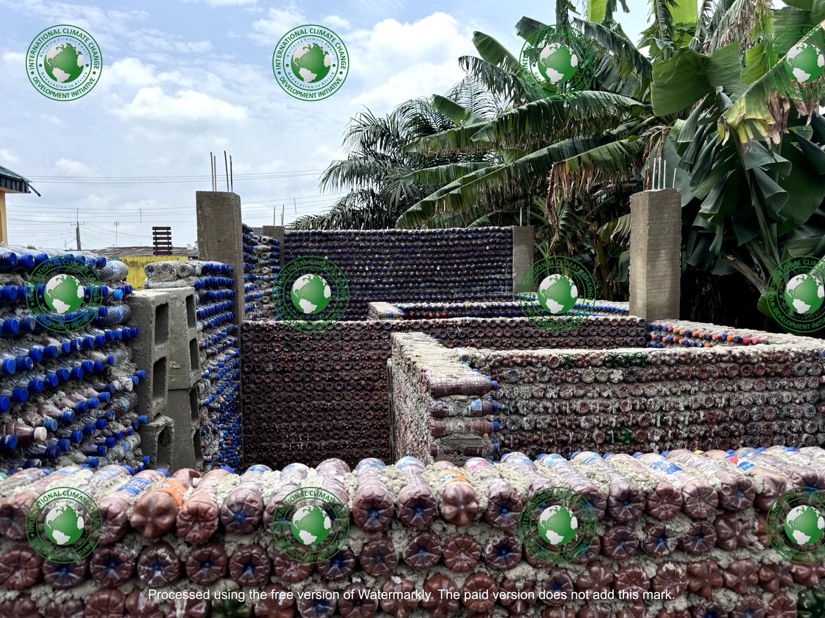 ClimateWed's tweet image. We are excited to announce that our #BottleToiletProject 🚽is making significant progress.

If you are located in Lagos or nearby areas, we invite you to participate in our mission of mobilizing 1 million plastic bottles to construct toilets🚽 for women and girls in various