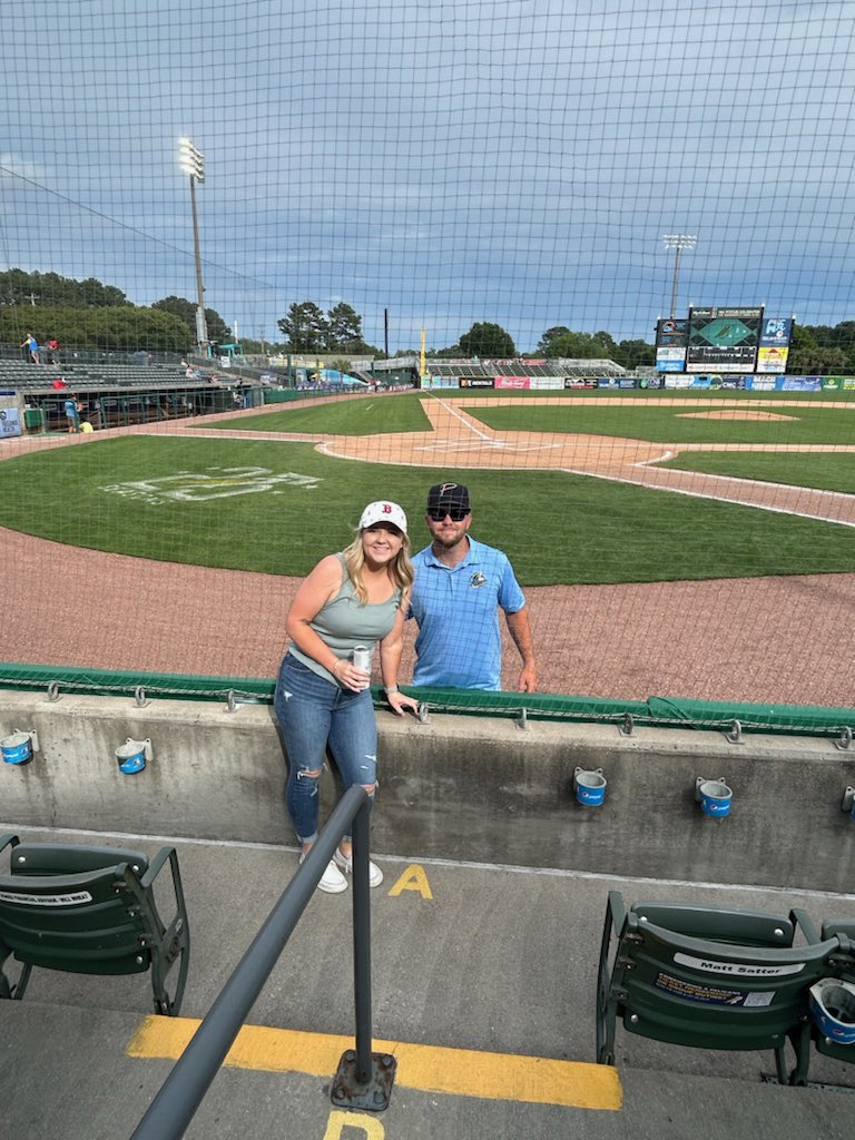 Rare break from baseball to enjoy some more baseball! ⚾️ Little bro is crushing his 2nd summer in the biz!