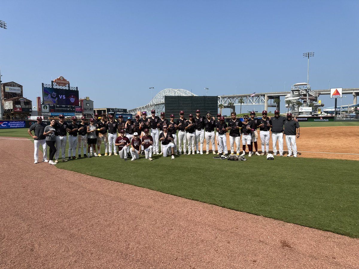 Game 2 Final
London 11 Lyford 0 (6 innings). 
London advances to the region semifinals to play the winner of Columbus/Tidehaven. <a href="/ChrisThomasson7/">Chris Thomasson - KIII Sports</a> @Caller_Len <a href="/LarissaLiska/">Larissa Liska</a> <a href="/SouthTexasHigh1/">South Texas High School Baseball</a> <a href="/cclondonpirates/">London</a> <a href="/_LondonBaseball/">CC London Baseball⚾️</a>