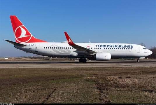 1📌Roma Seferi İçin BOEING 737 Kiralamış.
2027 Avrupa Olimpiyat Oyunlarının imza töreni için Roma’ya giden #Ekremİmamoğlu ve yanında götürdüğü 45’i gazeteci 69 kişilik kafilenin Roma’ya Charter uçuşu ile gittiği ortaya çıktı.