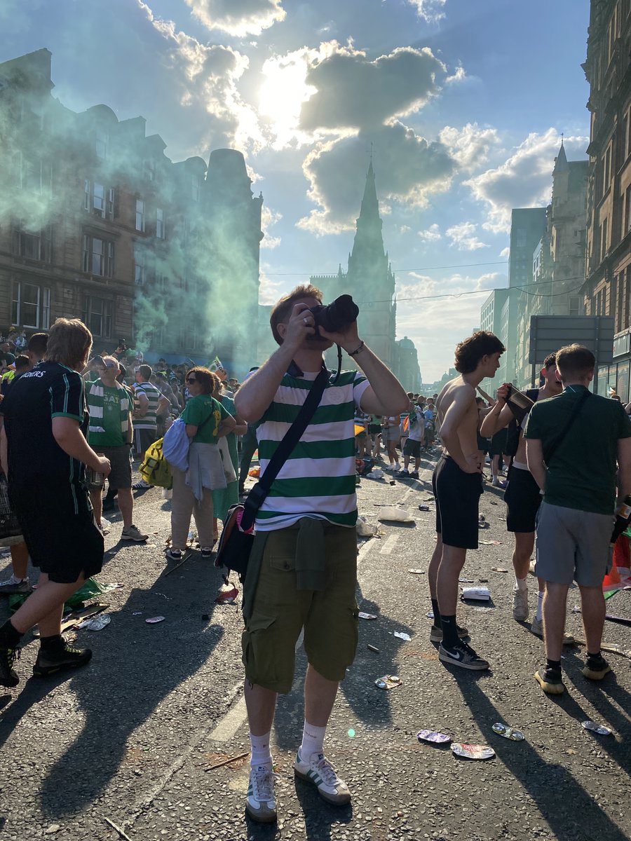 Was great to bump into <a href="/simonmurphy7/">simon murphy</a> and see how he works in such a situation.