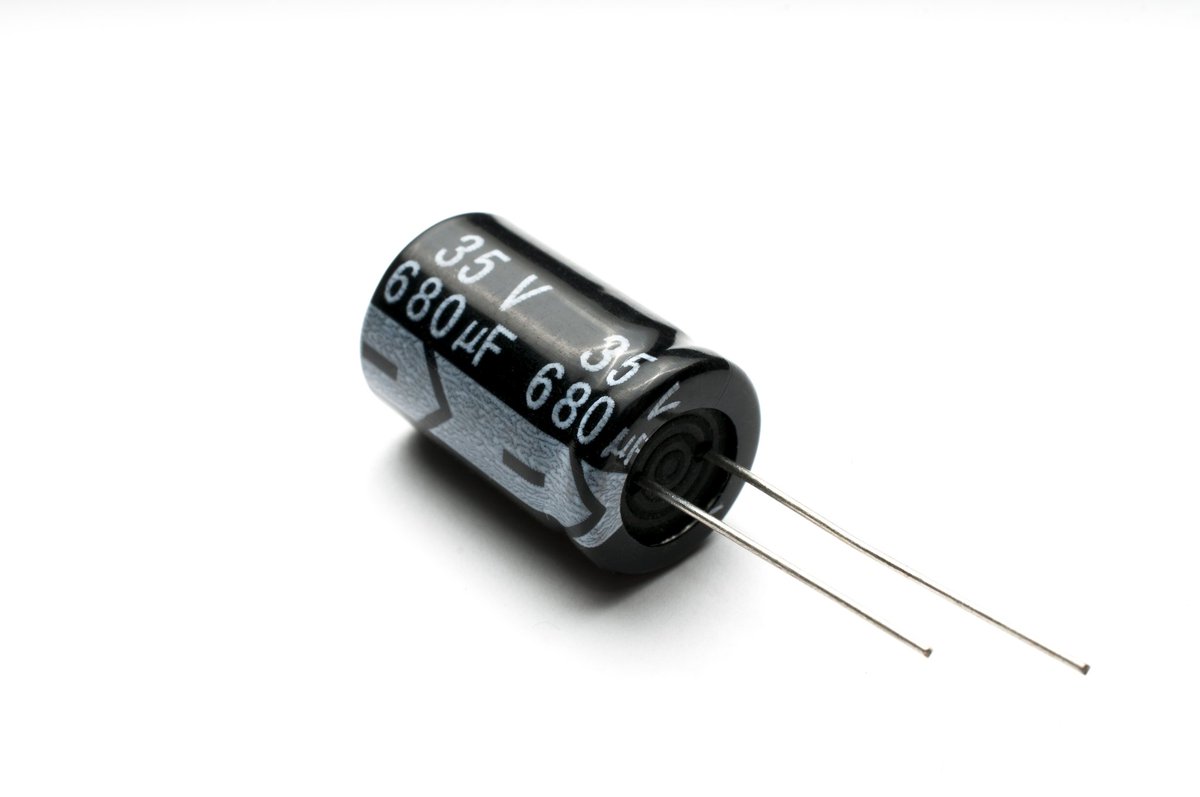 MakerIO's tweet image. Fundamentals: Understand the Characteristics of Capacitor Types to Use Them Appropriately and Safely dky.bz/35MbiBx  #electronics
