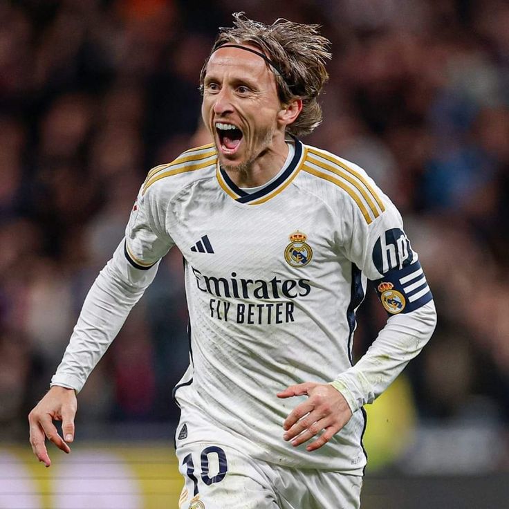 🚨 CONFIRMED: Luka Modric is STAYING at Real Madrid. @marca 🇭🇷