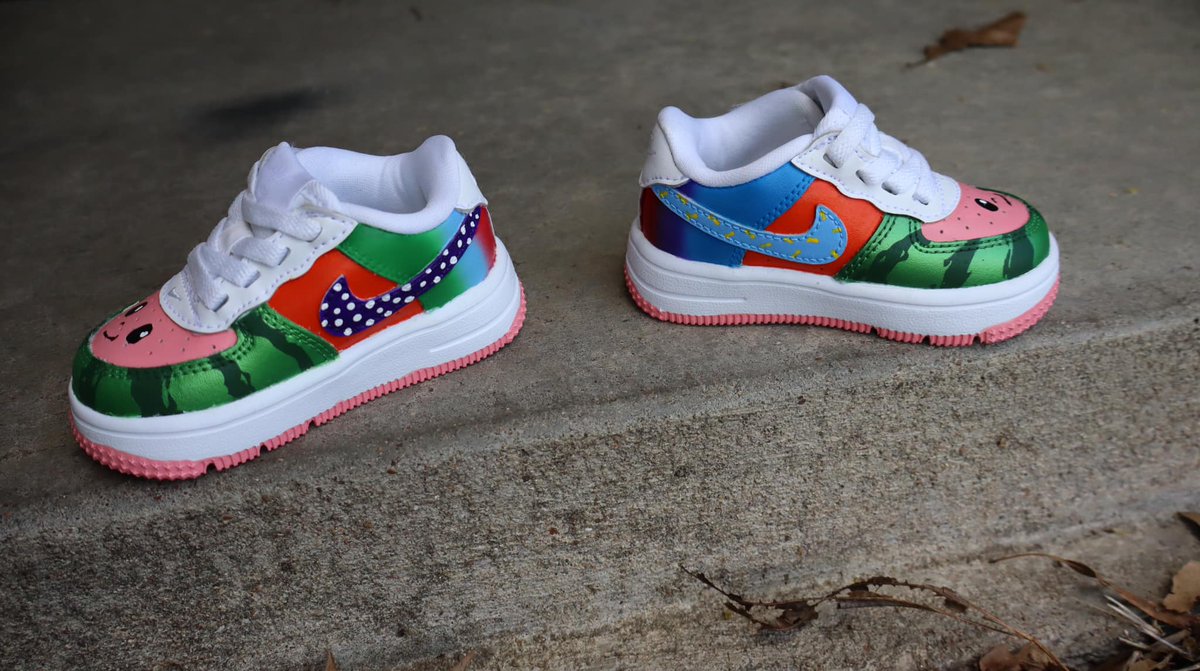Klatcustoms's tweet photo. 🍉Coco Melon🍈 Toddler AF1's https://t.co/Erd85uEIo5