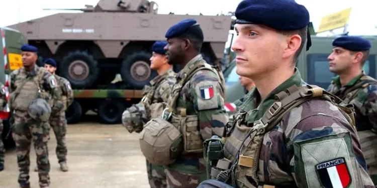 Παίζουν με τη φωτιά! Γάλλοι κομάντος έτοιμοι για να πολεμήσουν στην Ουκρανία, 14.000 άνδρες του ΝΑΤΟ στα σύνορα με Ρωσία