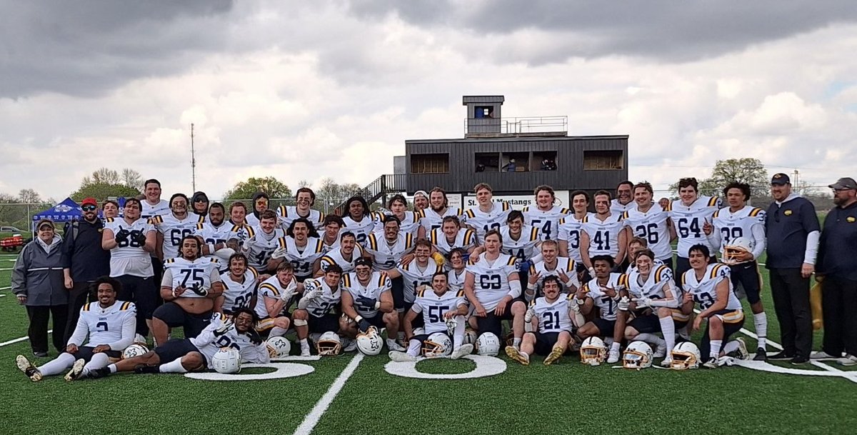 Coach_Heffernan's tweet image. Great experience this weekend in Canada! Thank you to all the parents and families that traveled to support these @CSSSaintsFB ! They deserve it! #LiveTheStandard