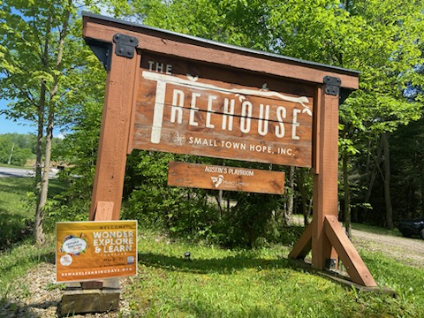 TylerSamstag's tweet photo. My wife and her family attended a @RemakeDays in her hometown of Northern Cambria at Small Town Hope. Thanks to the #RemakeDaysSCPA team for organizing such a great festival!! @brendalyntc @RemakeDaysSCPA https://t.co/LUHR5XHFtT