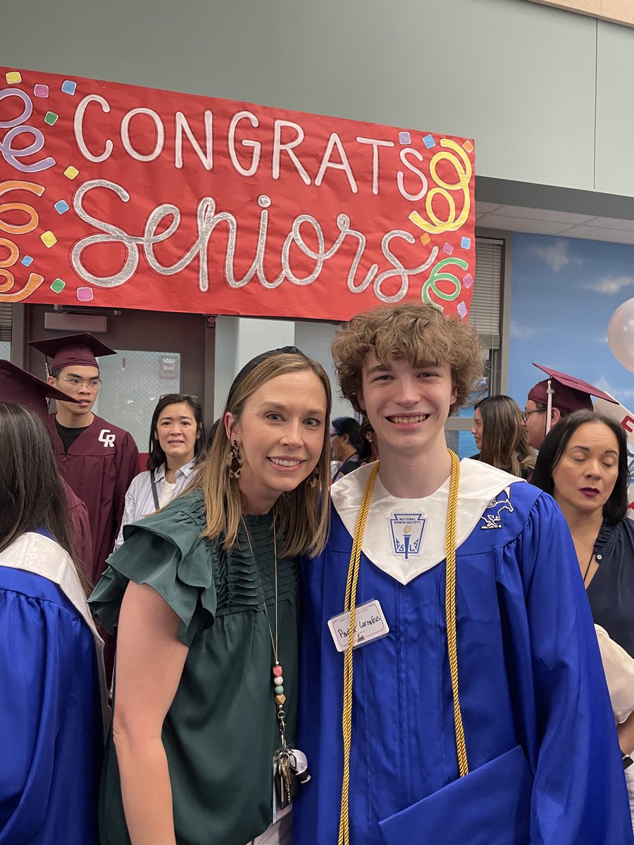 TXswimmerchick's tweet photo. Exley Senior clap out ⁦@loralhodges⁩  - thank you for everything you’ve done for my children. https://t.co/ml1ocL1bpp