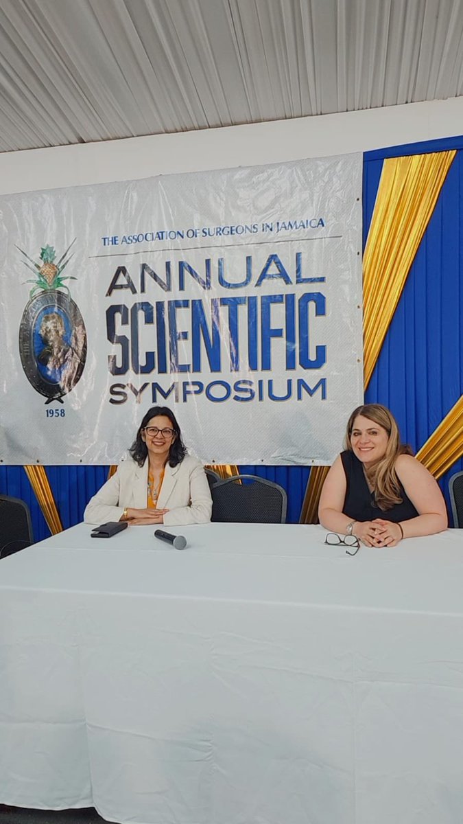 Proud of our two international powerhouses of transplant. Deepali Kumar (past-president AST) and Nazia Selzner (president ILTS) representing Ajmera Transplant Centre at Caribbean surgery conference @dktransplant @NaziaSelzner @UHNTransplant
