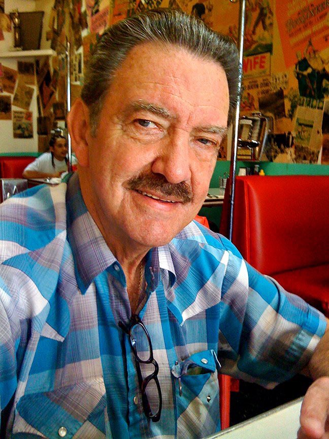realTomByron's tweet photo. 42 years ago this month I walked up the steps at 4523 Van Nuys Blvd and met the man who would change my life forever #JimSouth #WorldModeling https://t.co/jocB9y1LwP