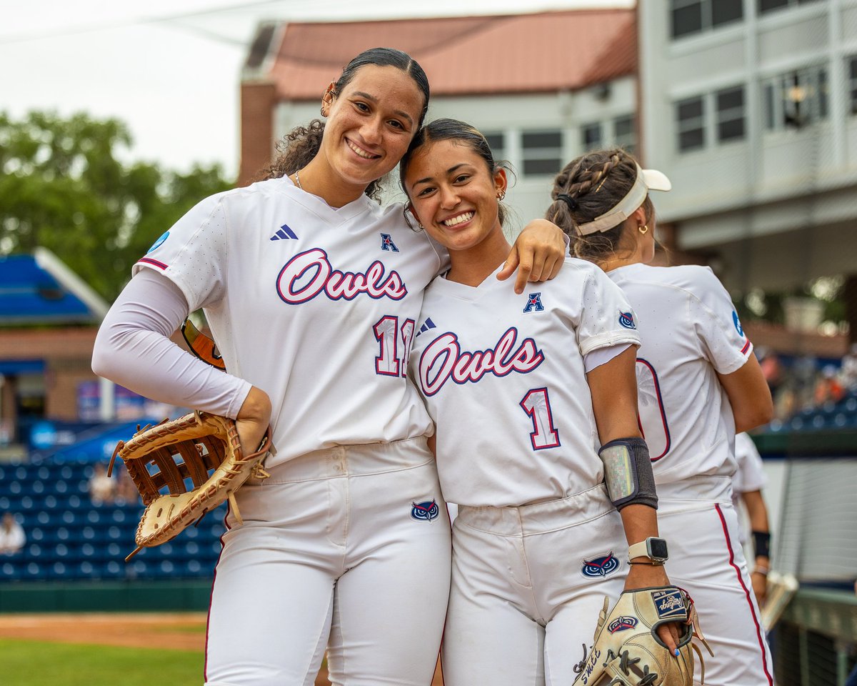 Almost that time 🥎 #WinningInParadise