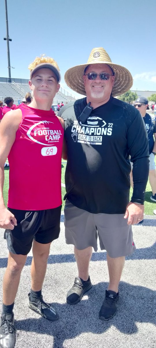 Had an amazing time at the Lake Forest Mega camp today showcasing my talents to college coaches! Getting ready for a big junior year! @AZCoachRon @Qb12_GageBaker @CoachPerrone @coachjgoodloe @JUSTCHILLY @FLCCoach_Grinde @LFC_FOOTBALL @azc_obert @DonnyMooreJr