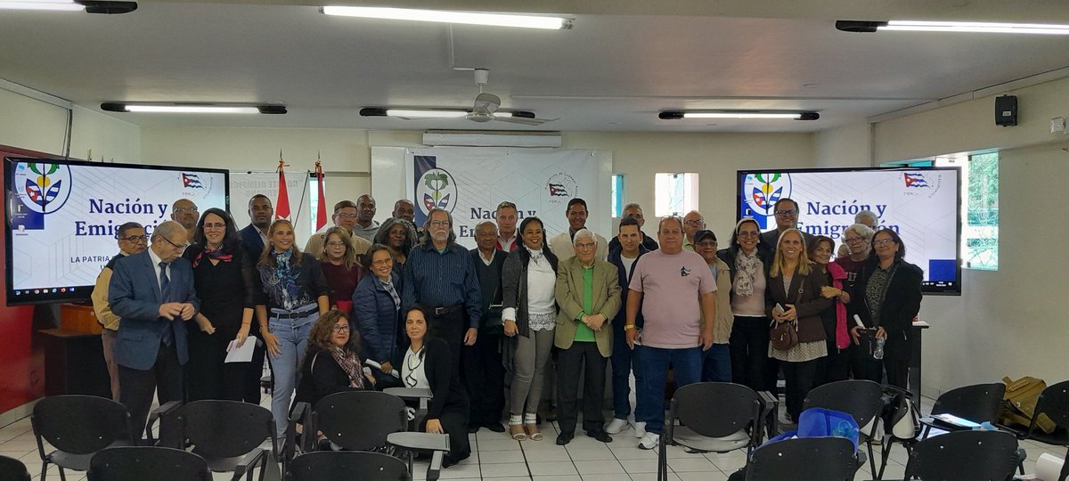 Concluye encuentro de cubanos residentes en #Perú, reafirmando nuestros valores e identidad, así como convicción de participar en el desarrollo socioeconómico del país.

#JuntosXCuba 🇨🇺
