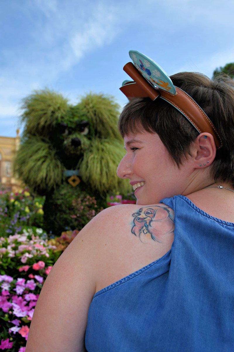 And we interrupt Sunnie Jr’s adventures to show this awesome pic that a photopass photographer took of my tattoo with the Lady topiary!!!! 💖