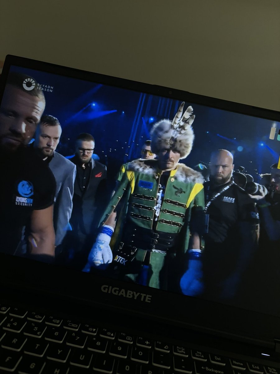 самонеміч tweet media