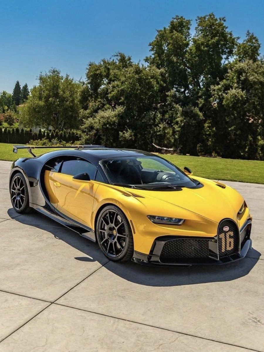 #Bugatti Chiron 💛