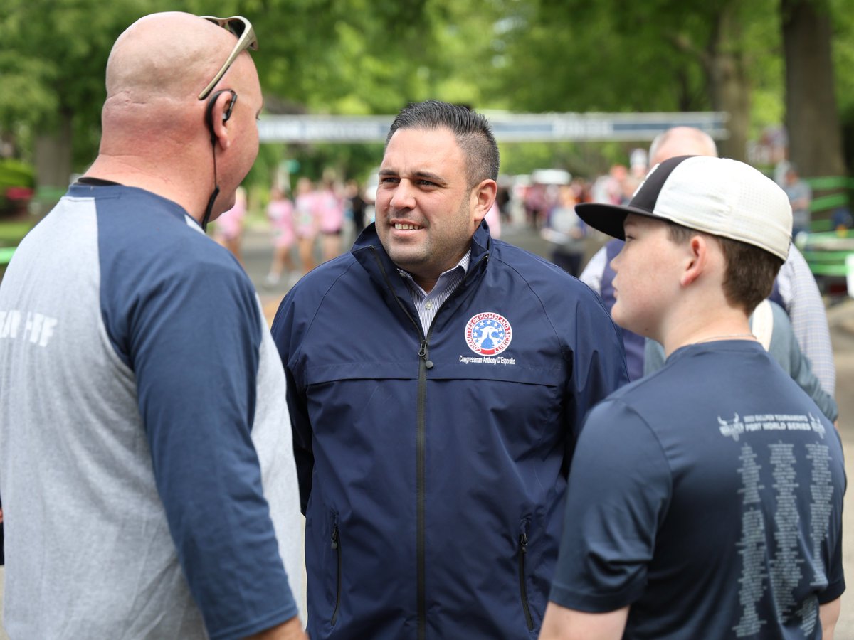 From tragedy, <a href="/HanceFamilyFdn/">HanceFamilyFdn</a> has honored Emma, Alyson, and Katie, making sure their beautiful legacies live forever.
Today, 100's of #NY04 neighbors gathered to support this meaningful organization to make sure they have resources to help children throughout this Nation by