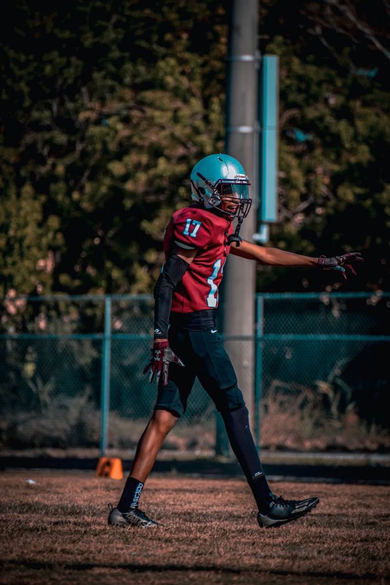 Spring scrimmage 🔴v⚪️ after not being able to compete in a spring game   <a href="/TMO__Coach/">Coach TMO</a>