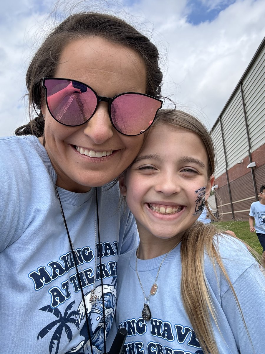 Mrs. Runion tweet media