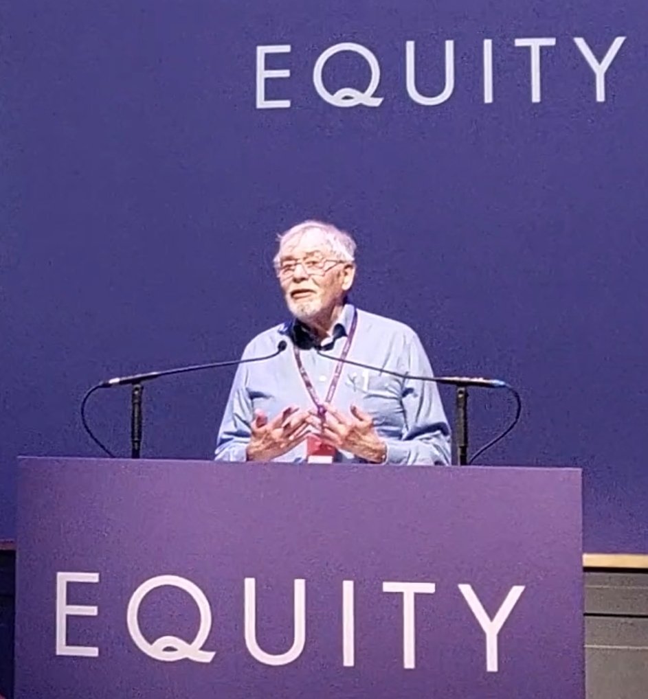 Thanks to branch members and delegates to #EquityConference2024 @KenteasBrine and Andrew Hill for ensuring the first of two @EquityNthLdn motions passed! 🙌  @EquityUK Council will now conduct a survey of senior artists so they can share their experiences in our industry 🗣