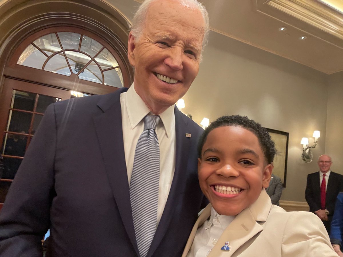 Knowa De Baraso tweet media