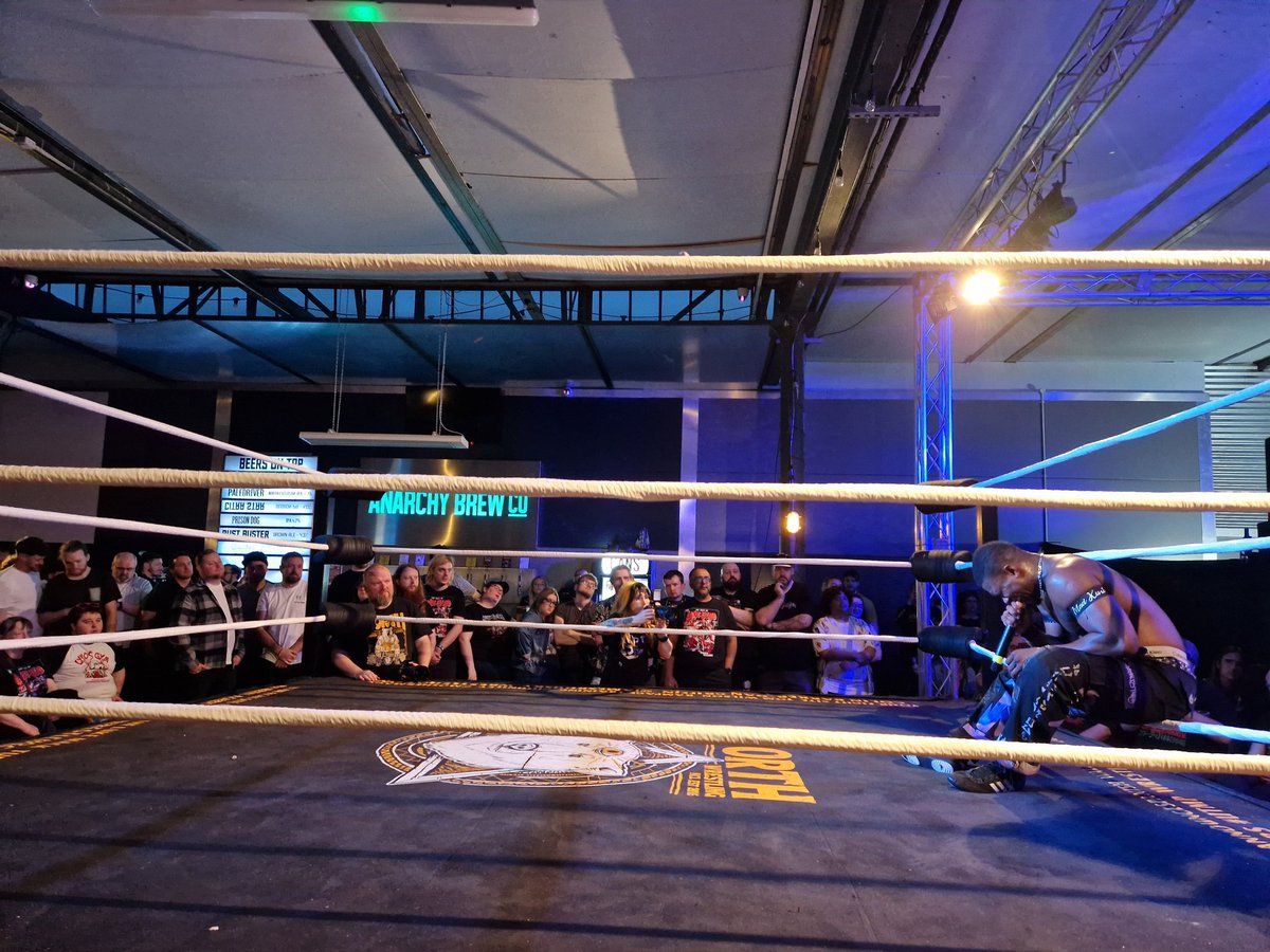 Everyone was on top of their game tonight at @NORTH_NCL. Just incredible work ethic all around. A perfect balance of 'fuck you, follow that' and collaboration. I was really impressed by the professional presentation & production. No wonder I heard so many good things for so long