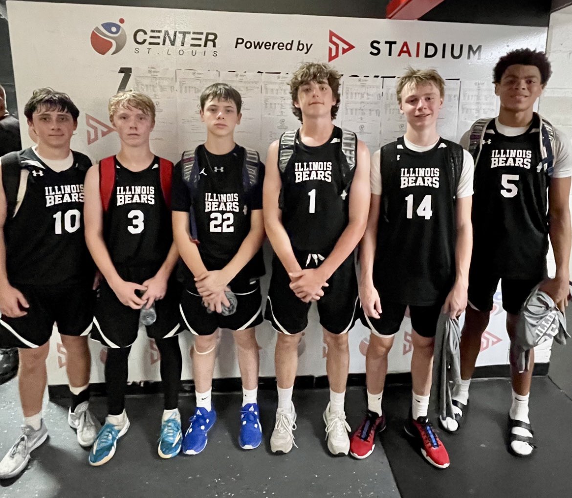 @ILBearsBball IL Bears Black 2026 went 2-0 at the Center in St. Louis.