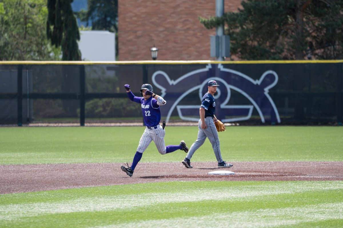 A little 🧹 this weekend‼️ 👀 

See you in Vegas next week 🤩👋
#GoPilots